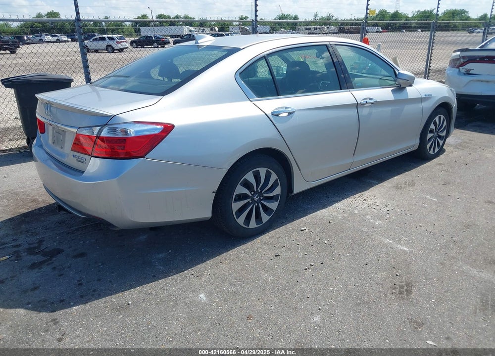 2014 HONDA ACCORD VIN: 1HGCR6F74EA008809