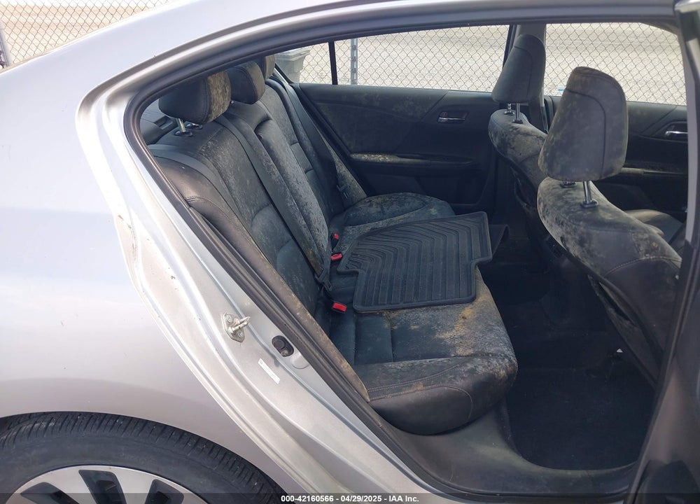 2014 HONDA ACCORD VIN: 1HGCR6F74EA008809