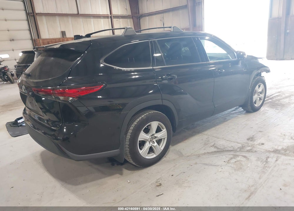 2021 TOYOTA HIGHLANDER VIN: 5TDCZRBH1MS097741