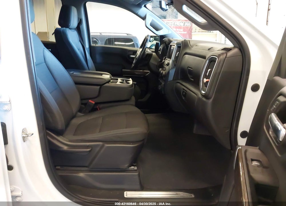 2020 CHEVROLET SILVERADO 1500 4WD STANDARD BED RST VIN: 3GCUYEEDXLG104675