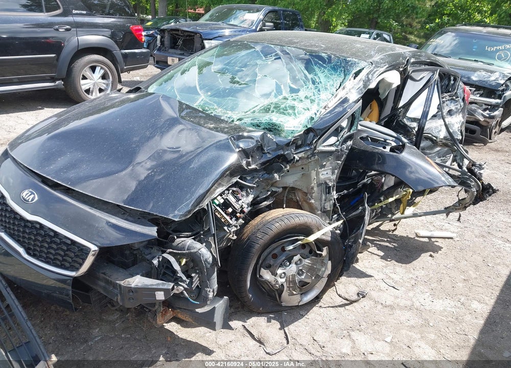 2018 KIA FORTE VIN: 3KPFK4A72JE220675
