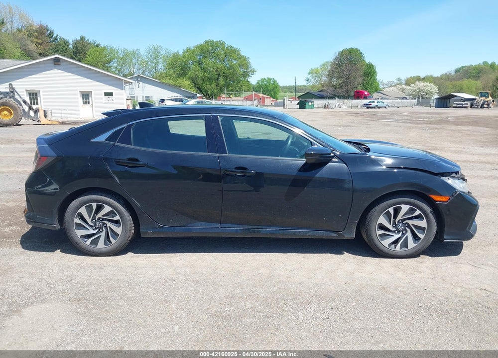 2018 HONDA CIVIC VIN: SHHFK7H23JU401689