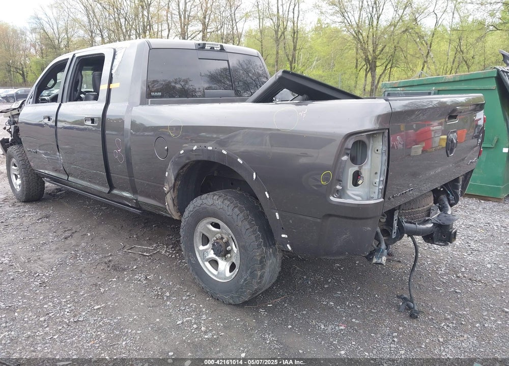 2022 RAM 3500 LIMITED  4X4 6'4 BOX VIN: 3C63R3PL1NG304324