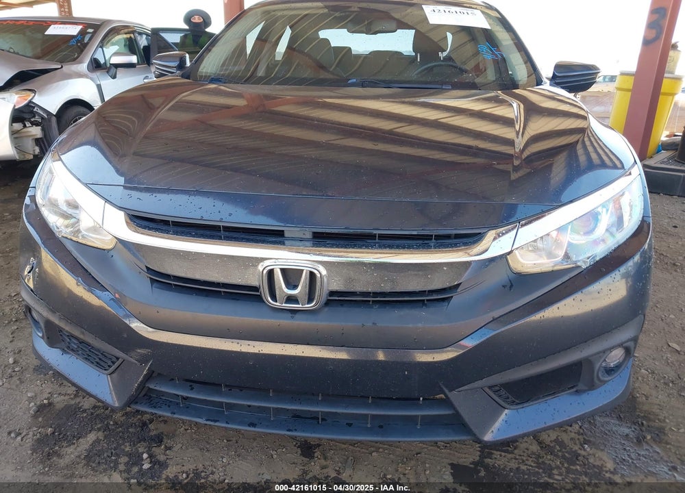 2018 HONDA CIVIC EX-L VIN: JHMFC1F8XJX033602