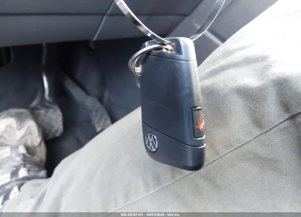 2023 VOLKSWAGEN TAOS VIN: 3VVSX7B29PM304772