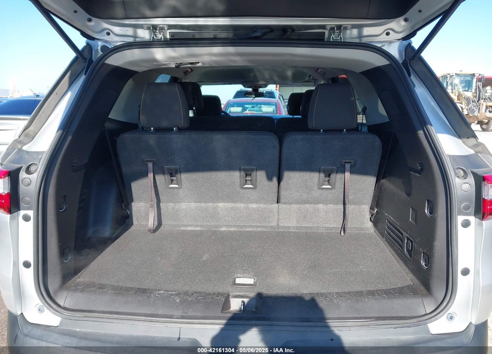 2018 CHEVROLET TRAVERSE LS VIN: 1GNERFKW7JJ145166