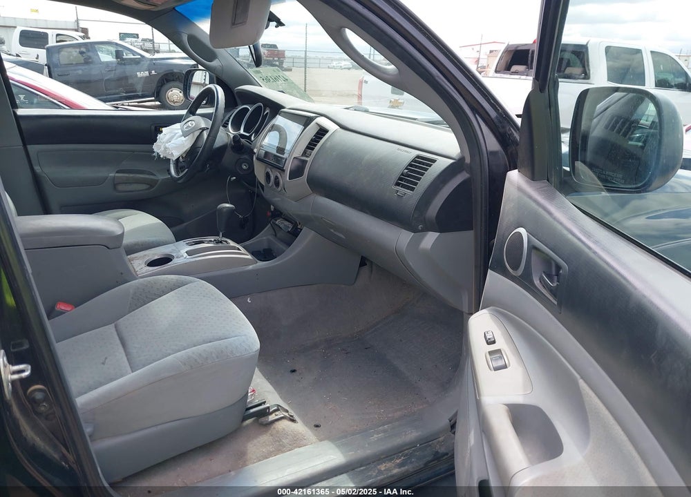 2008 TOYOTA TACOMA VIN: 3TMMU52N68M005305
