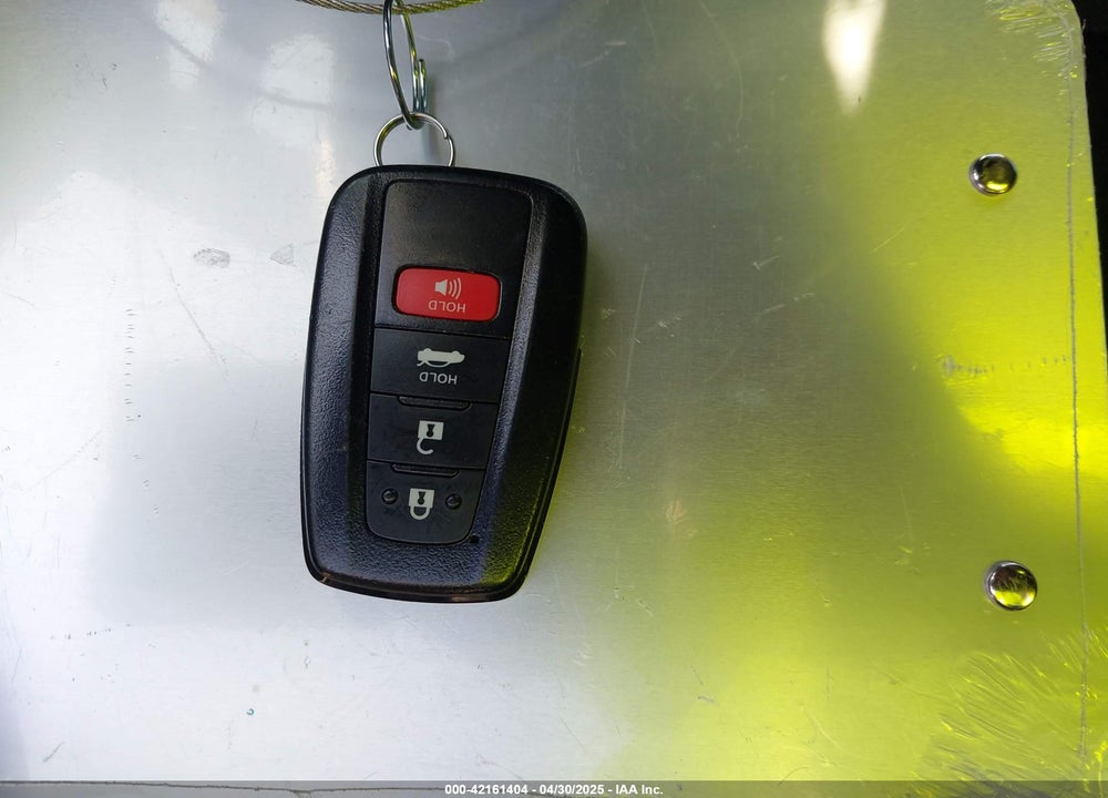 2021 TOYOTA CAMRY VIN: 4T1T11AK2MU563383