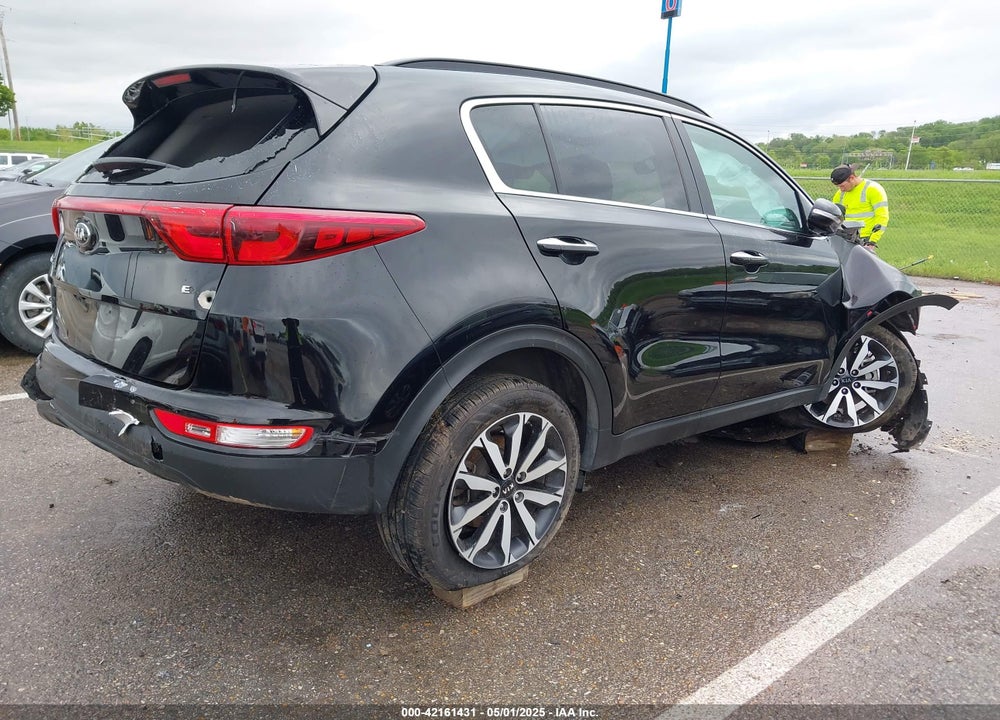 2018 KIA SPORTAGE VIN: KNDPN3AC8J7382796