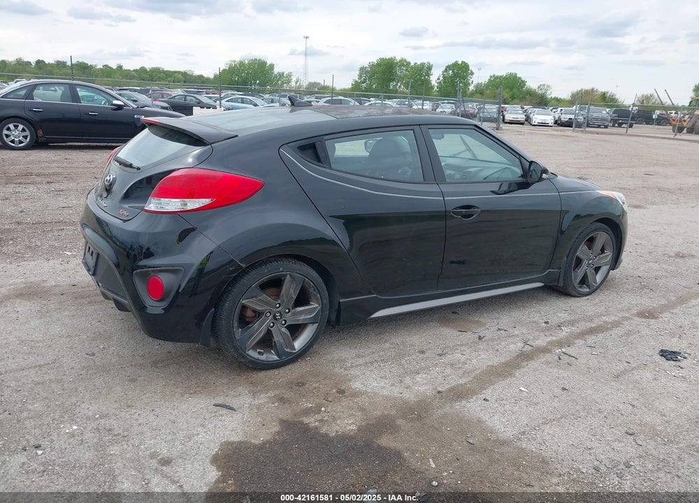 2015 HYUNDAI VELOSTER VIN: KMHTC6AE7FU235641