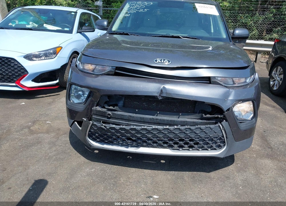 2020 KIA SOUL LX VIN: KNDJ23AU9L7729515