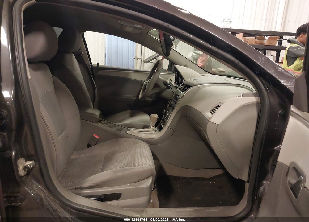 2011 CHEVROLET MALIBU VIN: 1G1ZA5E10BF165896