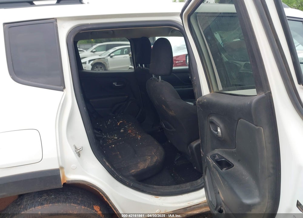 2022 JEEP RENEGADE LATITUDE 4X4 VIN: ZACNJDB18NPN89443