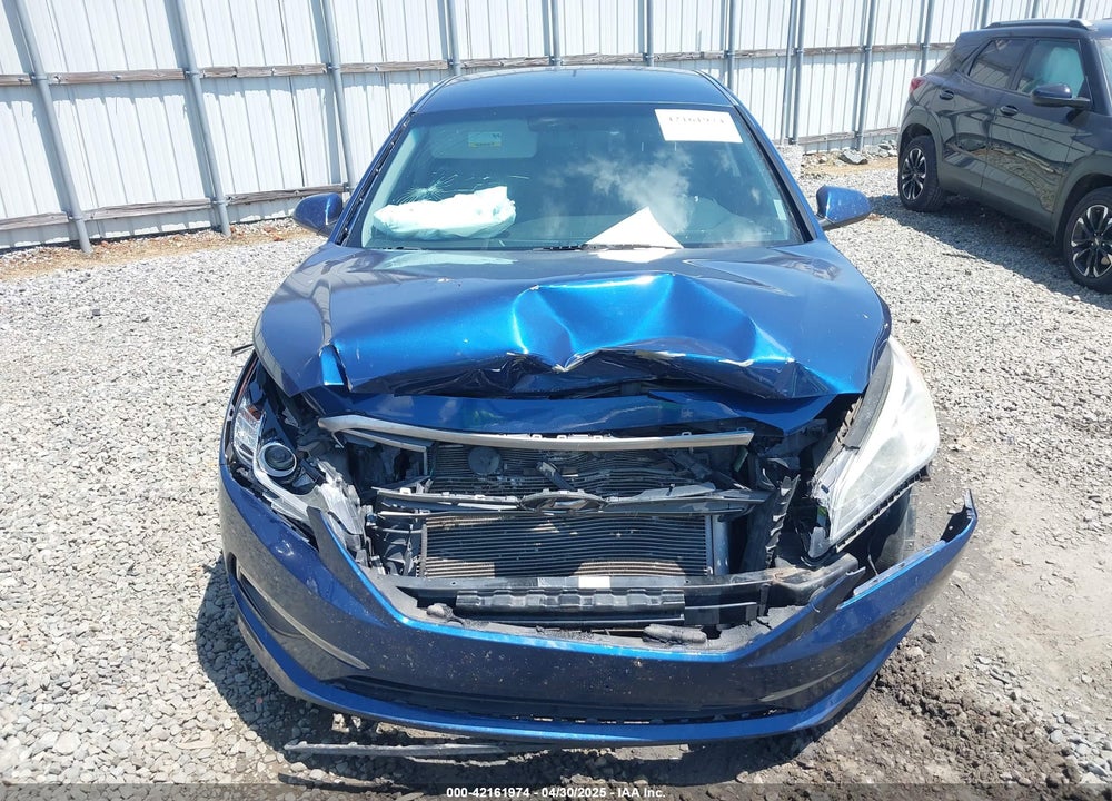2015 HYUNDAI SONATA VIN: 5NPE24AF6FH135439