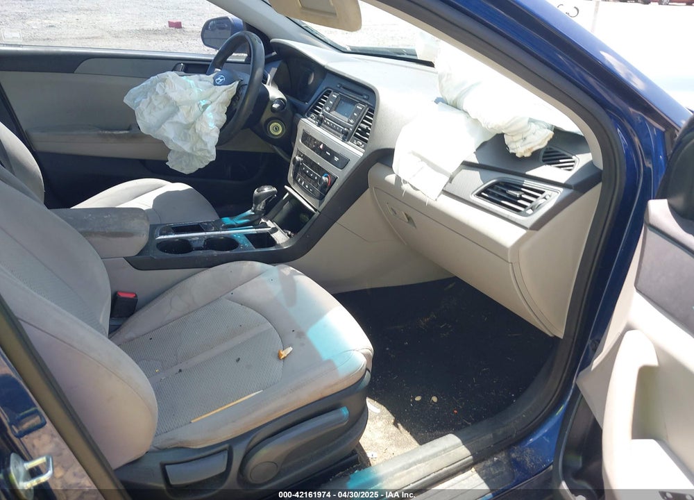 2015 HYUNDAI SONATA VIN: 5NPE24AF6FH135439