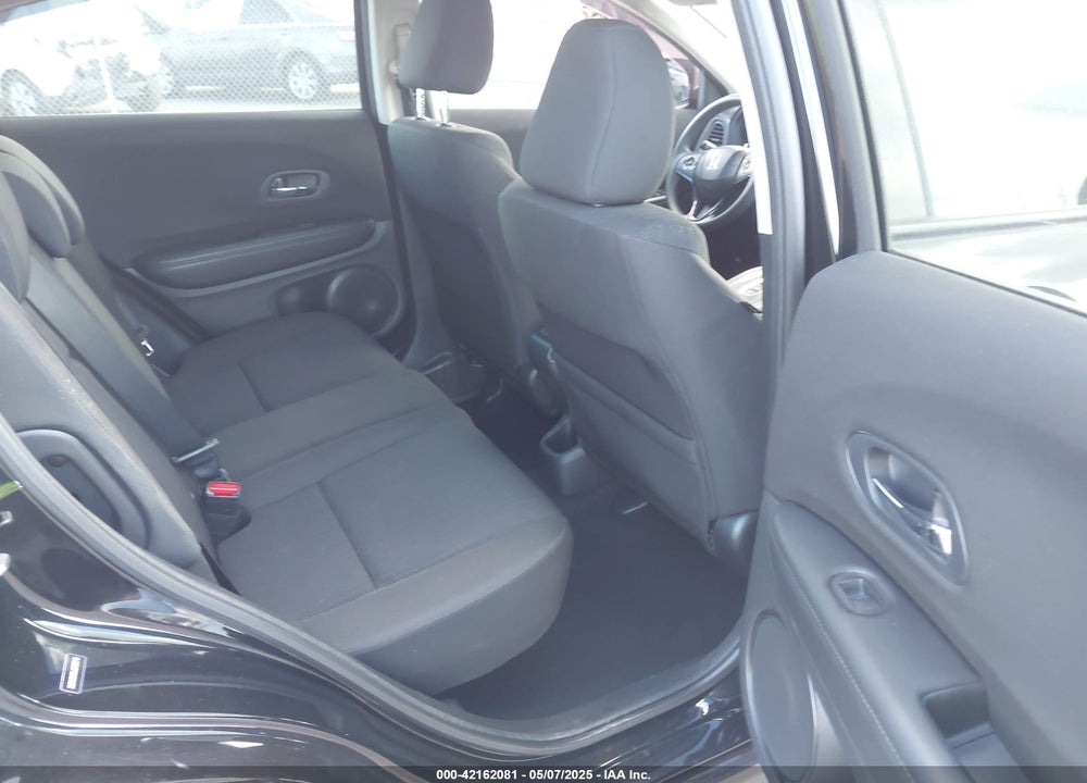 2018 HONDA HR-V VIN: 3CZRU5H33JM720215