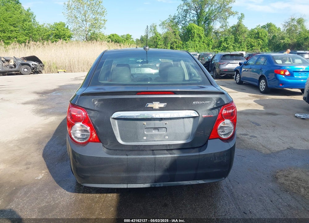 2016 CHEVROLET SONIC VIN: 1G1JE5SB9G4133949