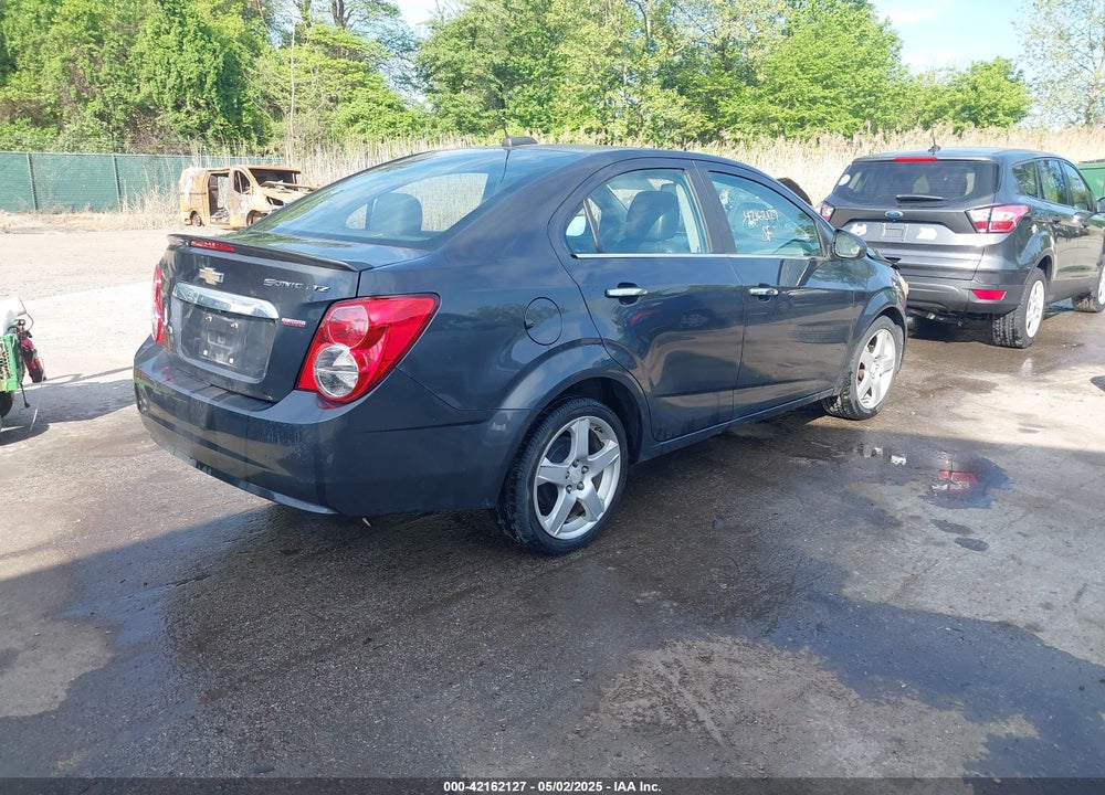 2016 CHEVROLET SONIC VIN: 1G1JE5SB9G4133949