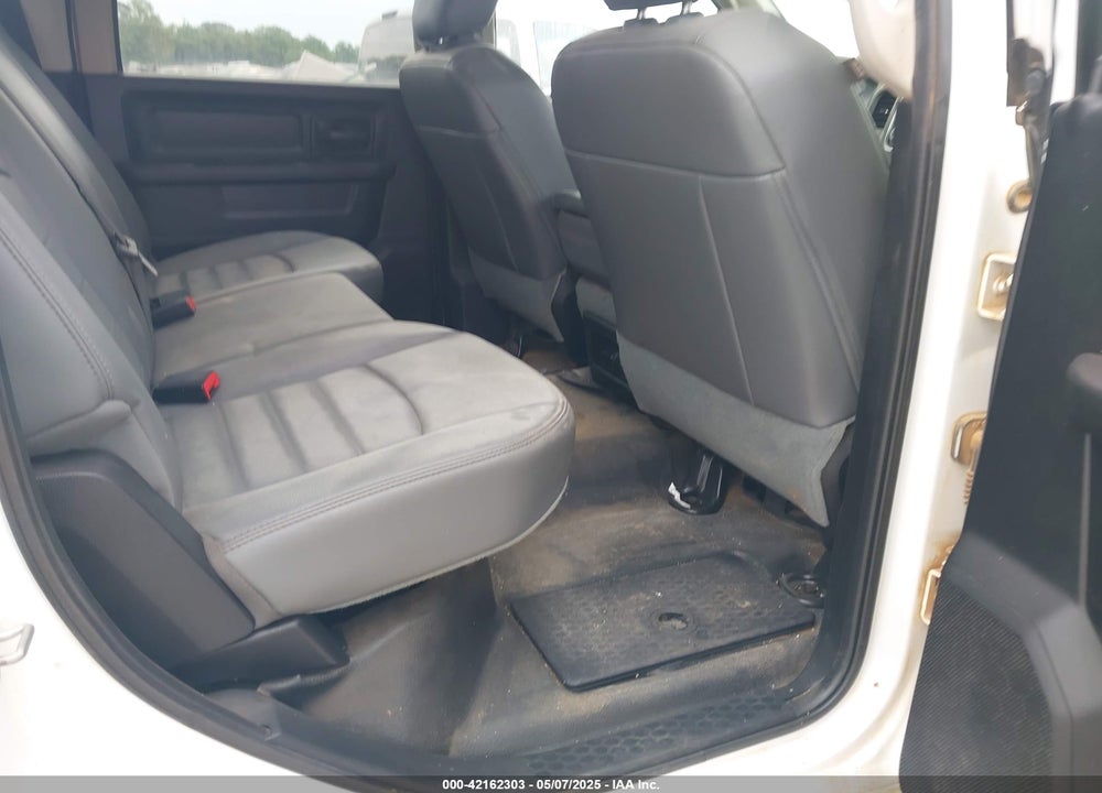 2016 RAM 1500 VIN: 1C6RR7ST6GS133638