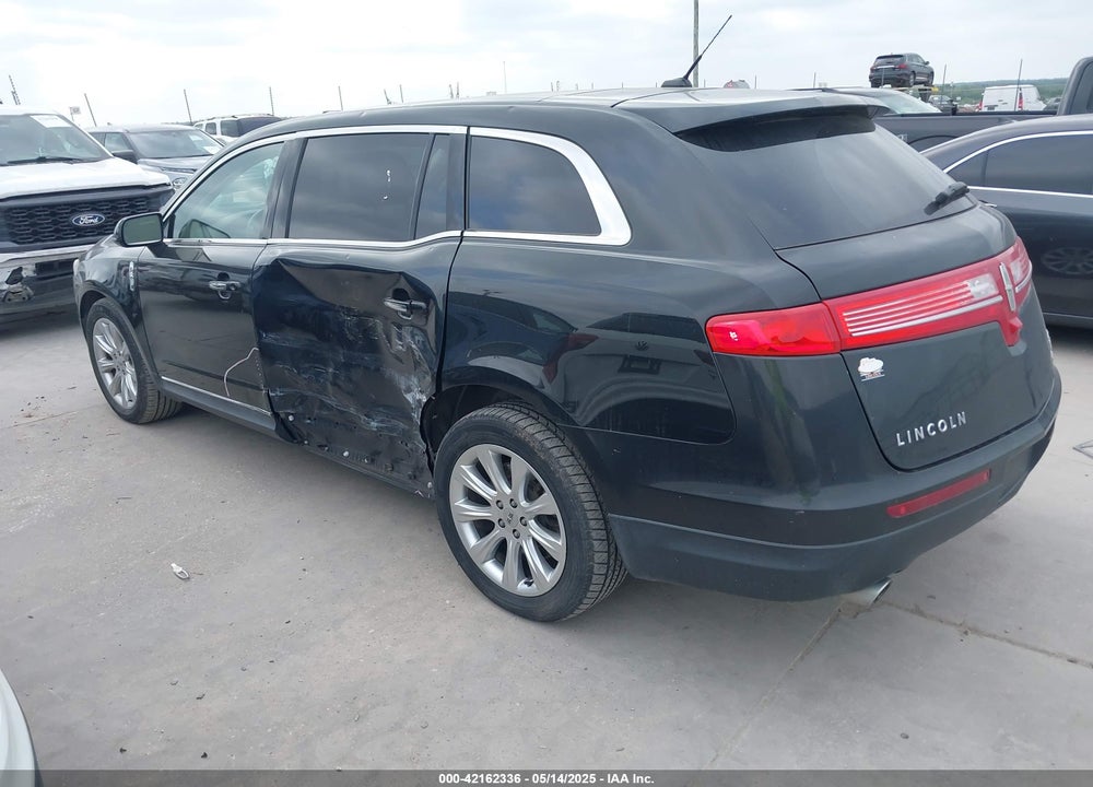 2014 LINCOLN MKT VIN: 2LMHJ5AT9EBL55311
