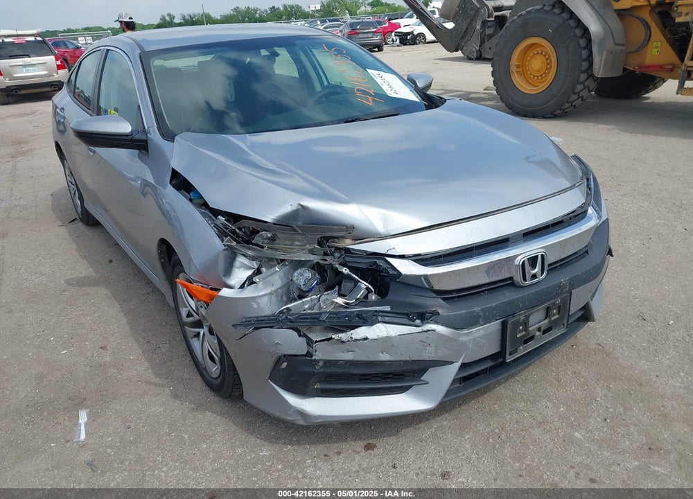 2017 HONDA CIVIC VIN: 19XFC2F52HE007907