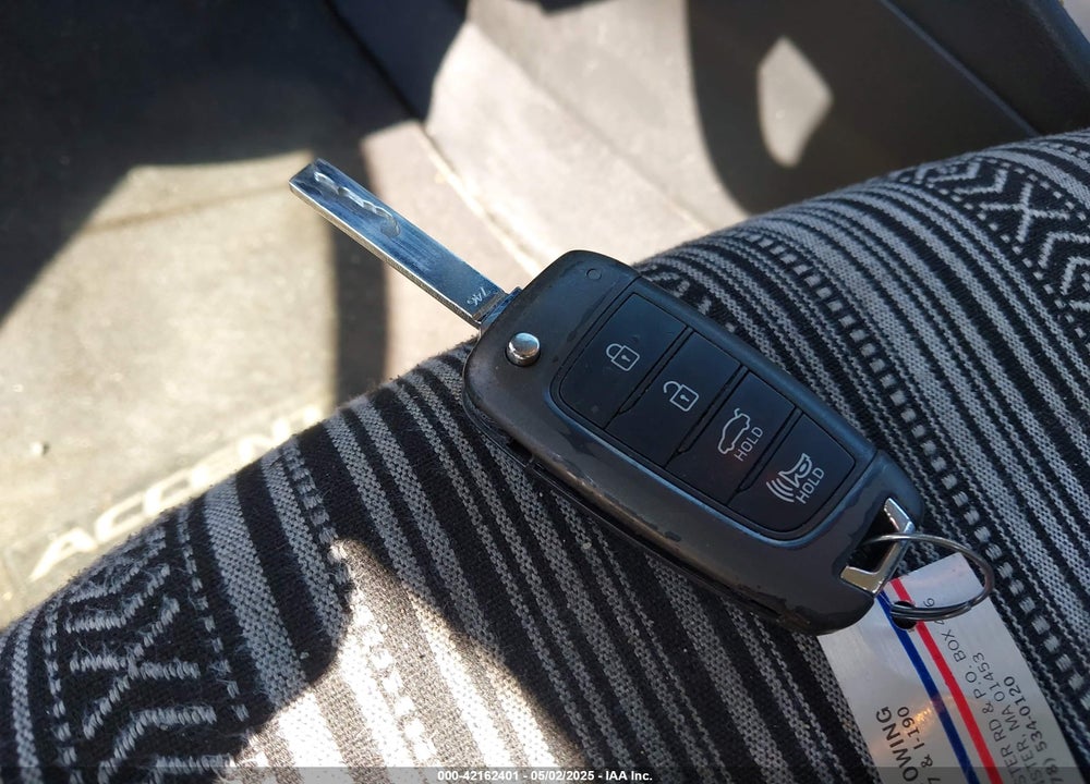2018 HYUNDAI ACCENT VIN: 3KPC24A33JE022252