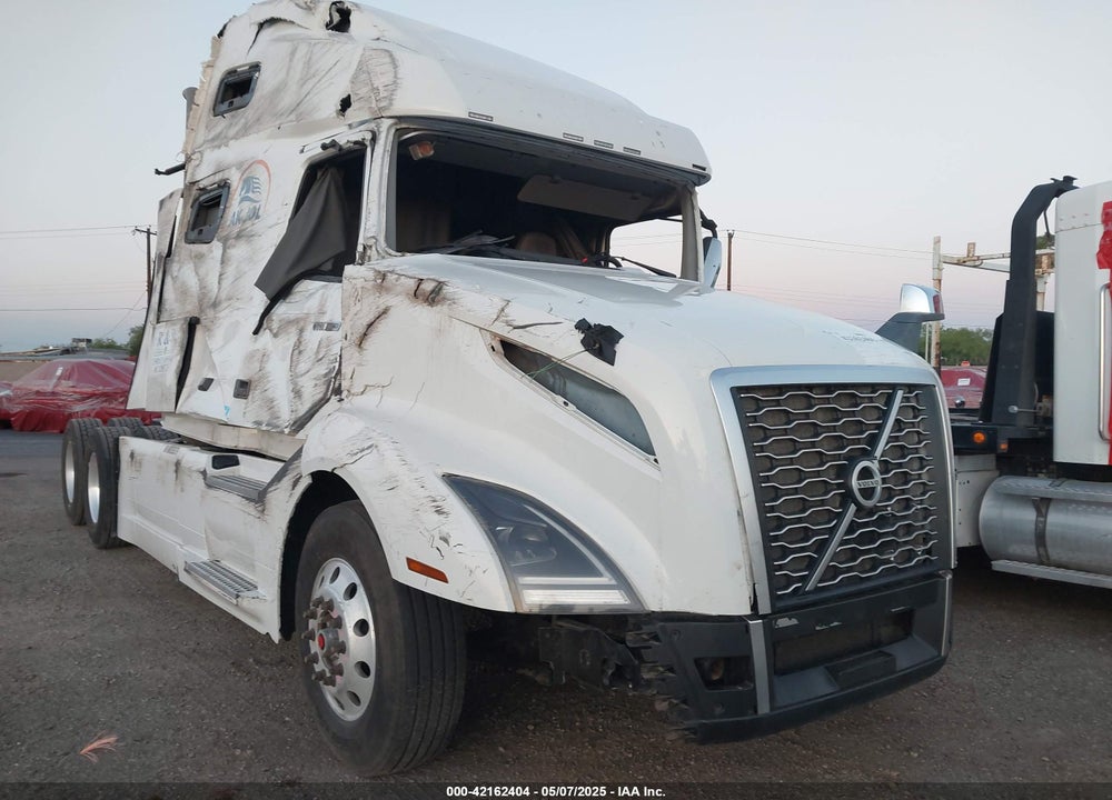 2021 VOLVO VNL VIN: 4V4NC9EH8MN263379