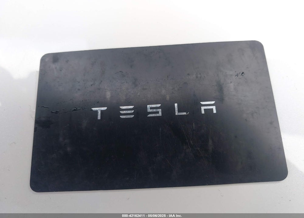 2021 TESLA MODEL Y LONG RANGE DUAL MOTOR ALL-WHEEL DRIVE VIN: 5YJYGDEE2MF098692