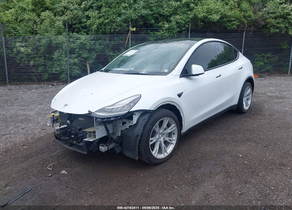 2021 TESLA MODEL Y LONG RANGE DUAL MOTOR ALL-WHEEL DRIVE VIN: 5YJYGDEE2MF098692