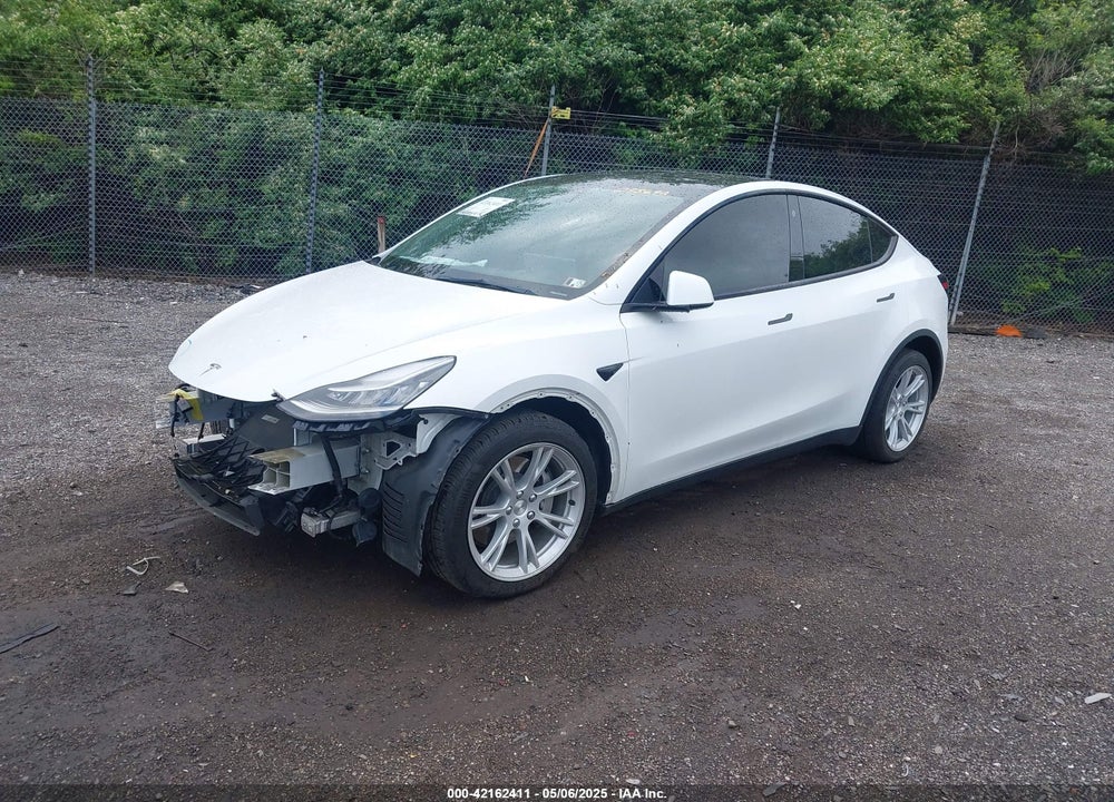 2021 TESLA MODEL Y LONG RANGE DUAL MOTOR ALL-WHEEL DRIVE VIN: 5YJYGDEE2MF098692