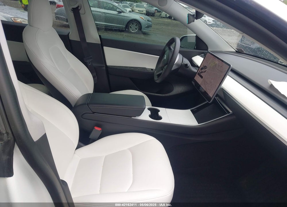 2021 TESLA MODEL Y LONG RANGE DUAL MOTOR ALL-WHEEL DRIVE VIN: 5YJYGDEE2MF098692