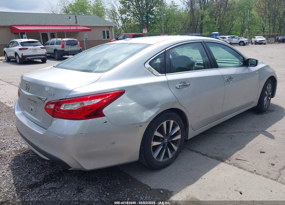 2017 NISSAN ALTIMA VIN: 1N4AL3AP4HC288839