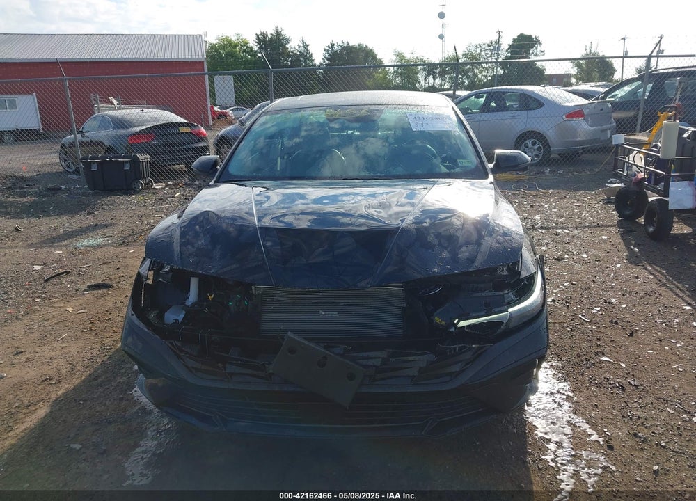 2024 HYUNDAI ELANTRA VIN: KMHLP4DG2RU677351