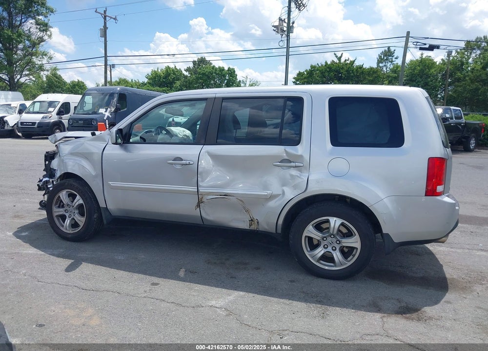 2015 HONDA PILOT VIN: 5FNYF4H63FB016737