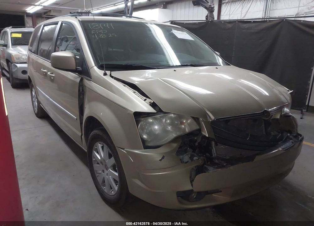 2010 CHRYSLER TOWN & COUNTRY TOURING PLUS VIN: 2A4RR8DX1AR384102