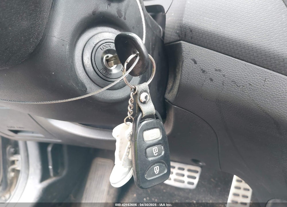 2013 HYUNDAI VELOSTER VIN: KMHTC6ADXDU161796