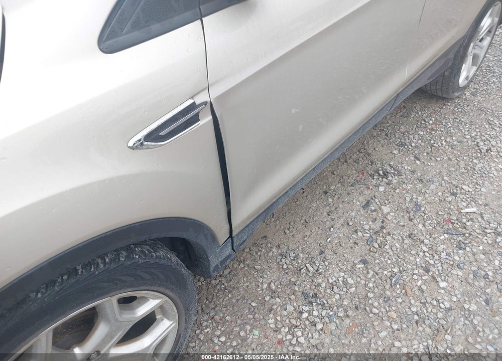 2017 FORD ESCAPE TITANIUM VIN: 1FMCU0JD5HUB15132