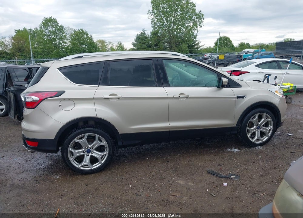 2017 FORD ESCAPE TITANIUM VIN: 1FMCU0JD5HUB15132