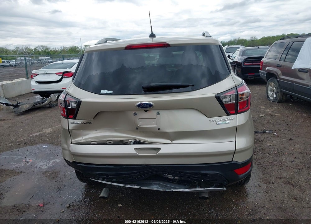2017 FORD ESCAPE TITANIUM VIN: 1FMCU0JD5HUB15132
