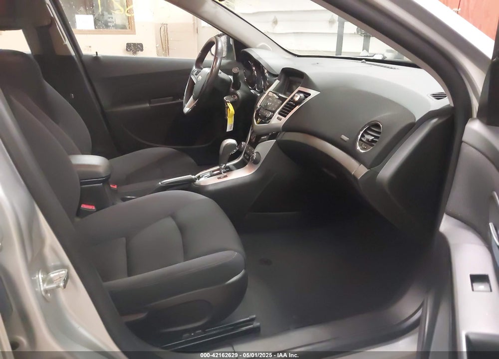 2013 CHEVROLET CRUZE 1LT AUTO VIN: 1G1PC5SB6D7302433