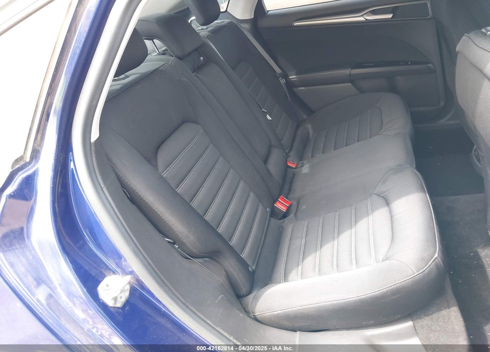 2015 FORD FUSION SE VIN: 3FA6P0H73FR114497