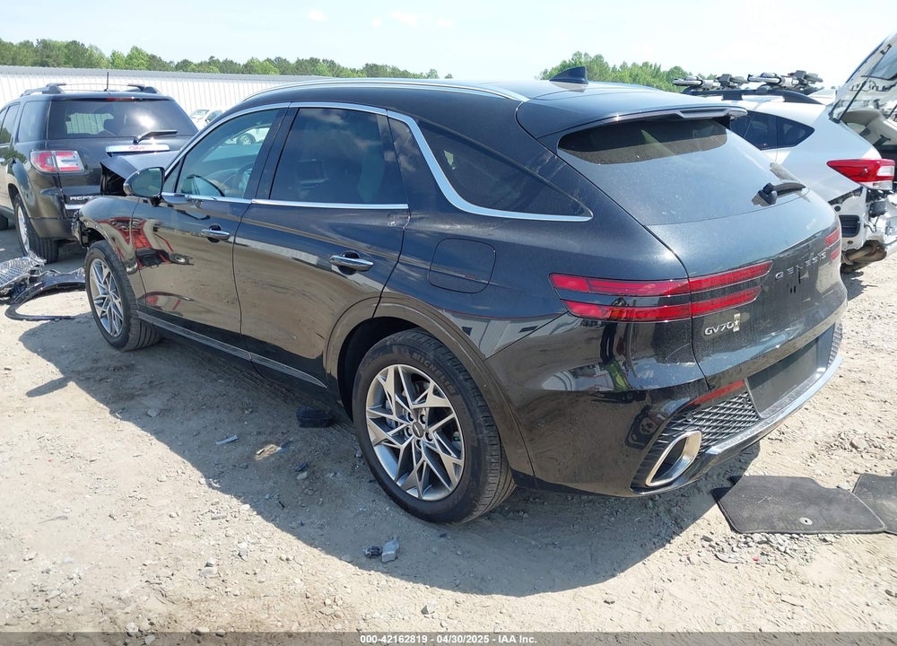 2023 GENESIS GV70 2.5T AWD VIN: KMUMADTB8PU136895