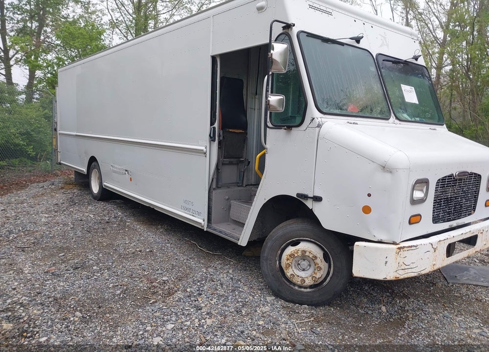 2012 FREIGHTLINER CHASSIS M LINE WALK-IN VAN VIN: 4UZAC3DV0CCBT7122