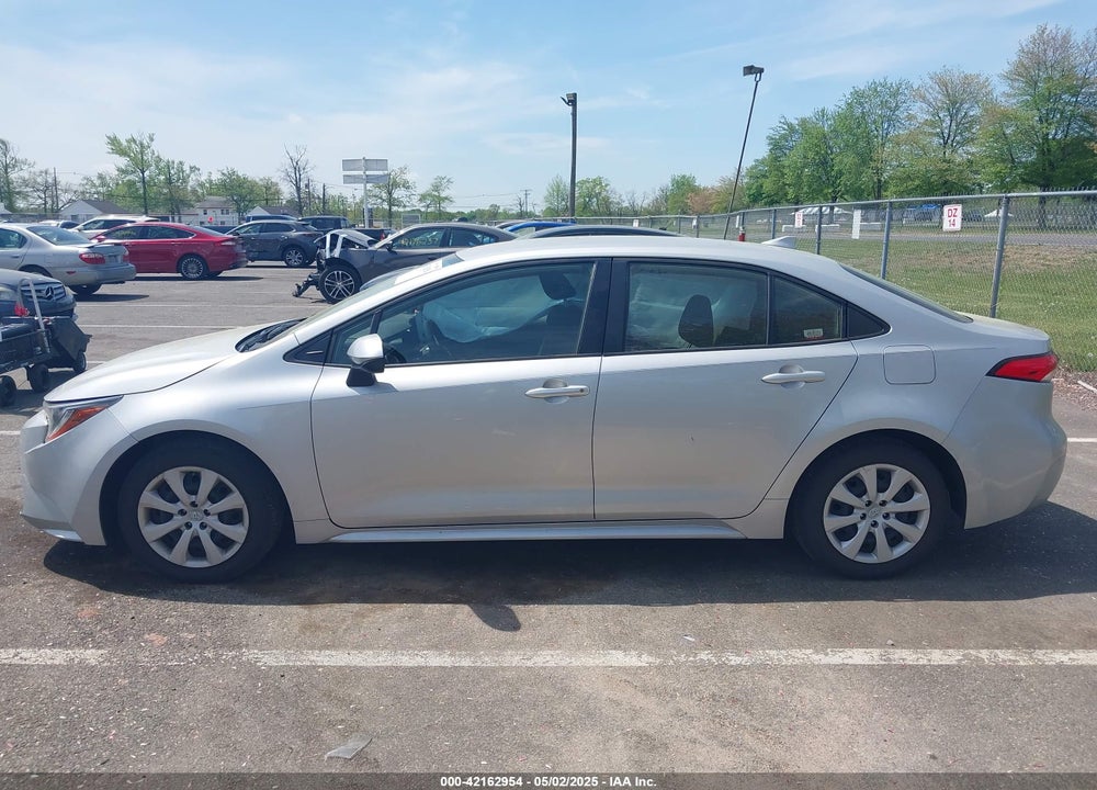 2022 TOYOTA COROLLA LE VIN: JTDEPMAE9NJ222394