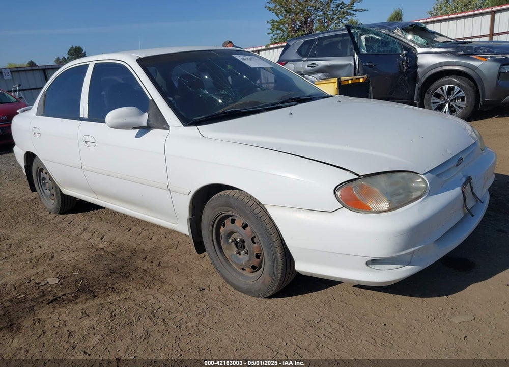 2001 KIA SEPHIA LS VIN: KNAFB121215087076