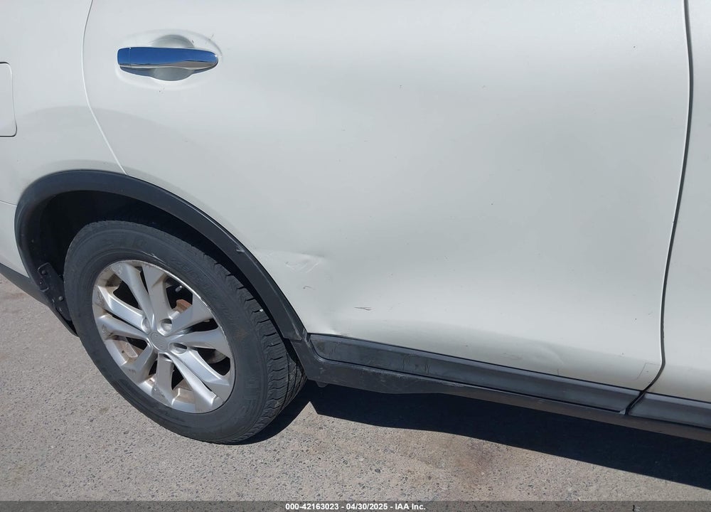 2015 NISSAN ROGUE VIN: 5N1AT2MV4FC798969
