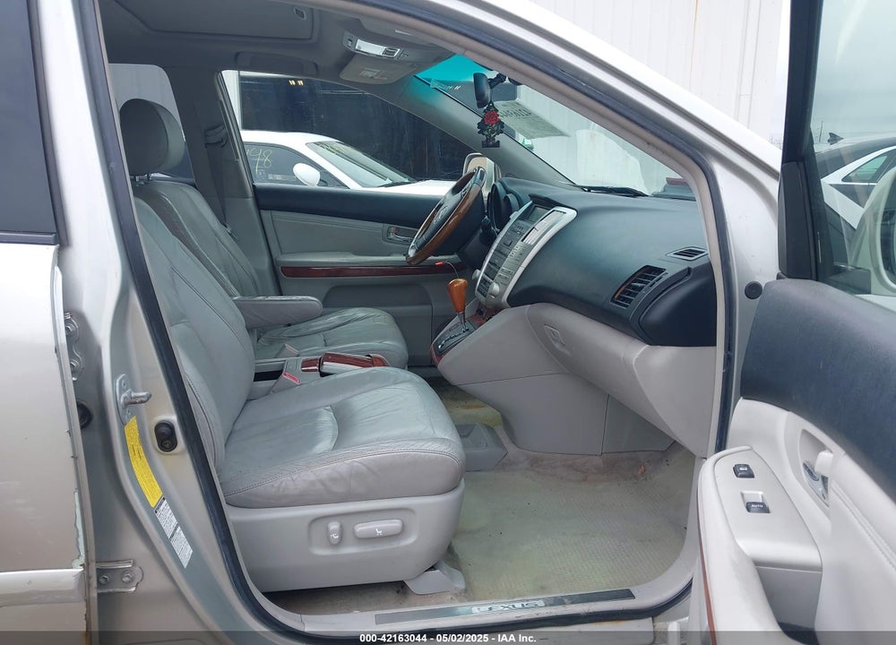2004 LEXUS RX 330 VIN: JTJHA31U040030508