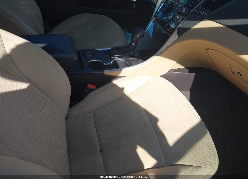 2013 HYUNDAI SONATA GLS VIN: 5NPEB4AC7DH622586