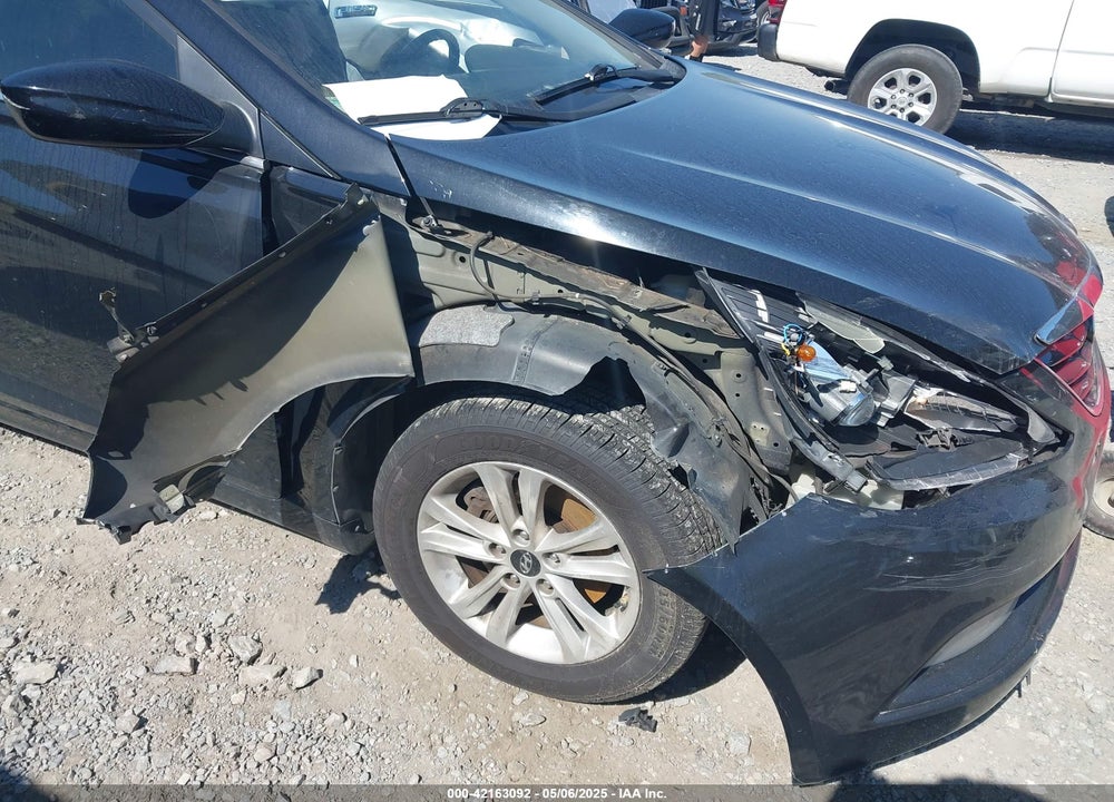 2013 HYUNDAI SONATA GLS VIN: 5NPEB4AC7DH622586
