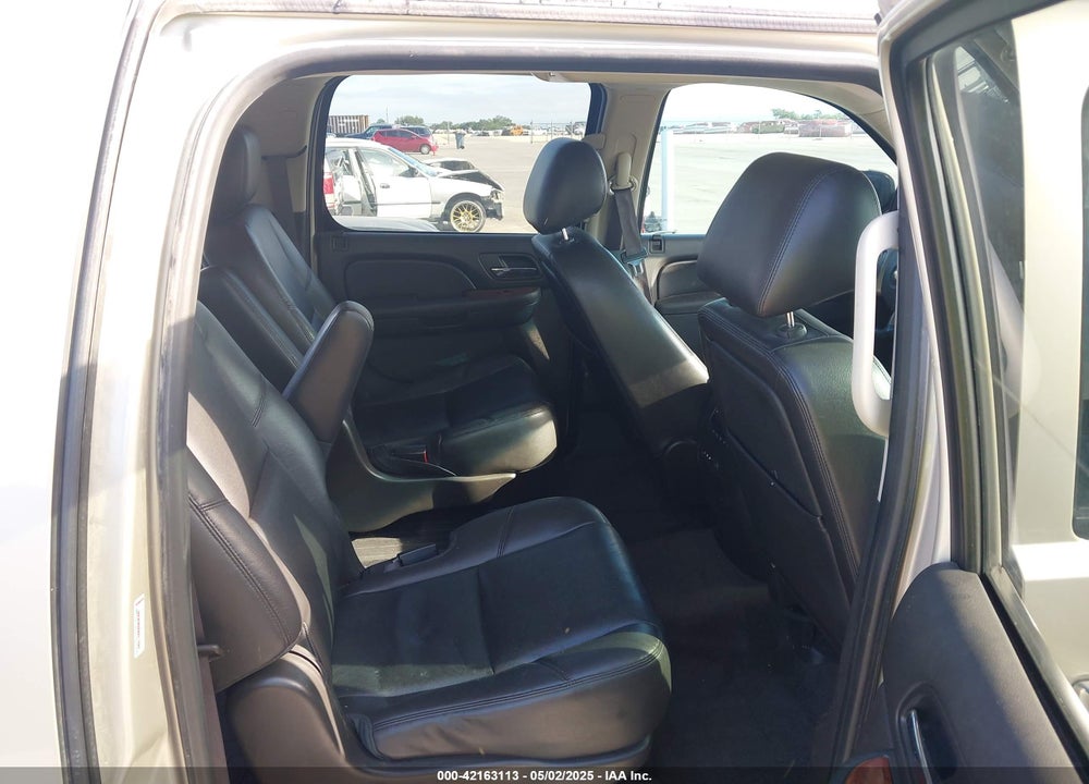 2013 CHEVROLET SUBURBAN 1500 LTZ VIN: 1GNSCKE01DR148980